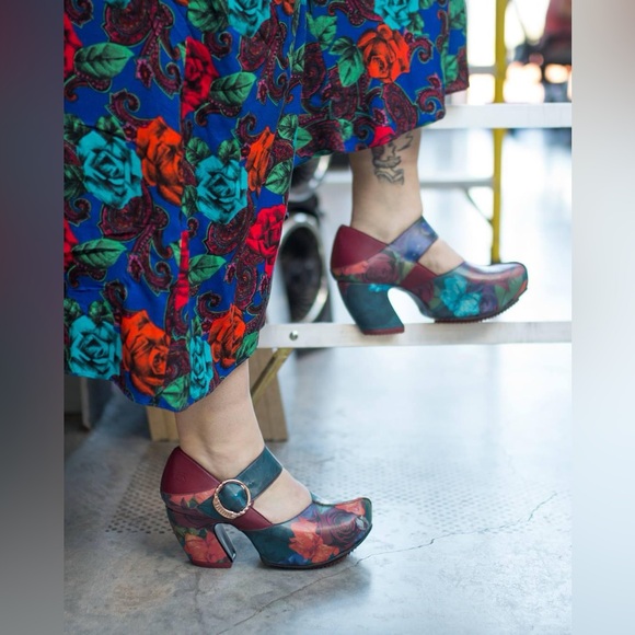 John Fluevog Shoes - John Fluevog Prepare Leader Platform Mary Jane Heels Floral Size 6